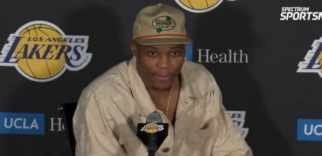 嘟小薯 狂输86分!湖人脸都不要了……