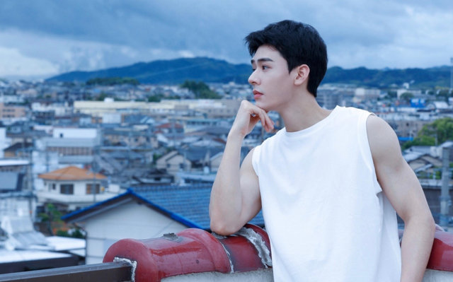 龚俊|这还没到半年呢！龚俊人气榜超越肖战，网友“神预言”提前实现