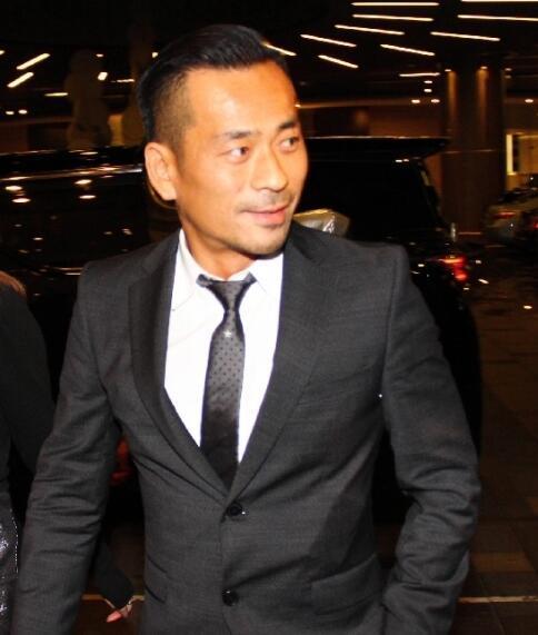 周焯华|继洗米华事件后,情歌王子张信哲被举报,古天乐也被牵涉其中