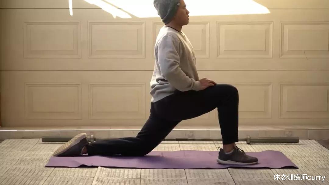 贫血|?11个拉伸动作,彻底解决“腰部”疼痛僵硬、还你一身轻松!