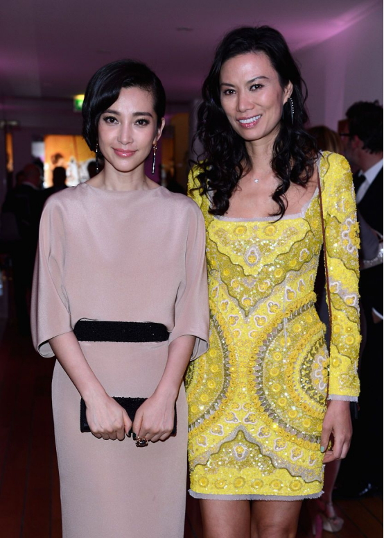 BiuFashion|邓文迪李冰冰同样走出国门，与妮可基德曼同框，韵味却有很大差异