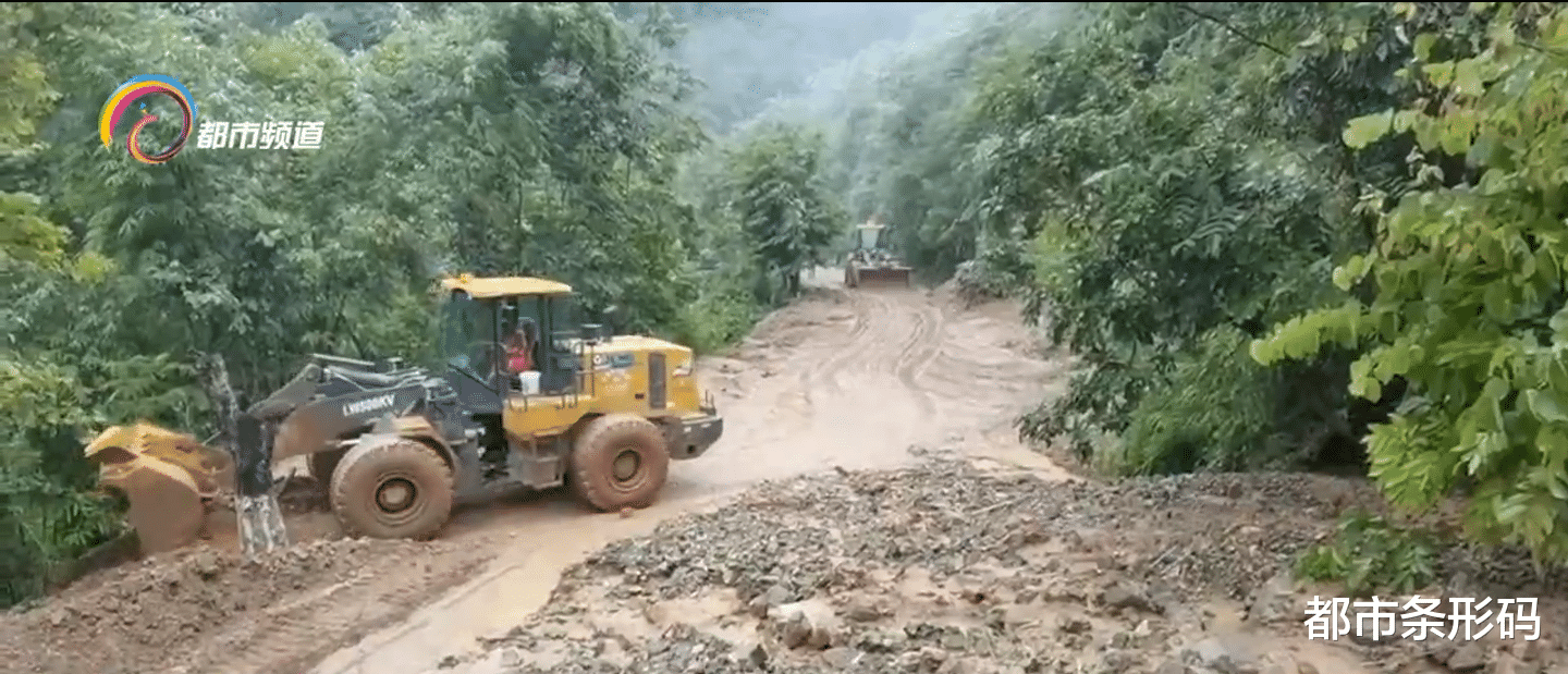 天然气|墨江境内发生泥石流 房屋被掩埋幸无人员伤亡