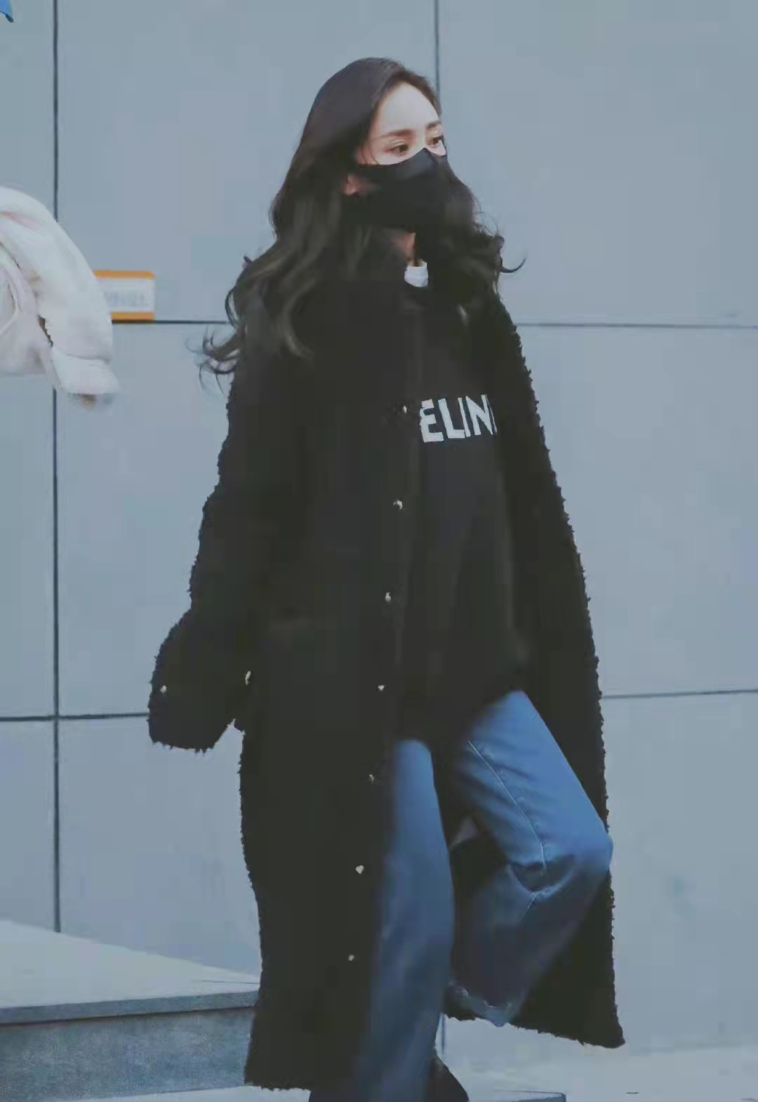 春晚|2022文联春晚来了！杨幂时代少年团现身录制，周涛被曝不担任导演