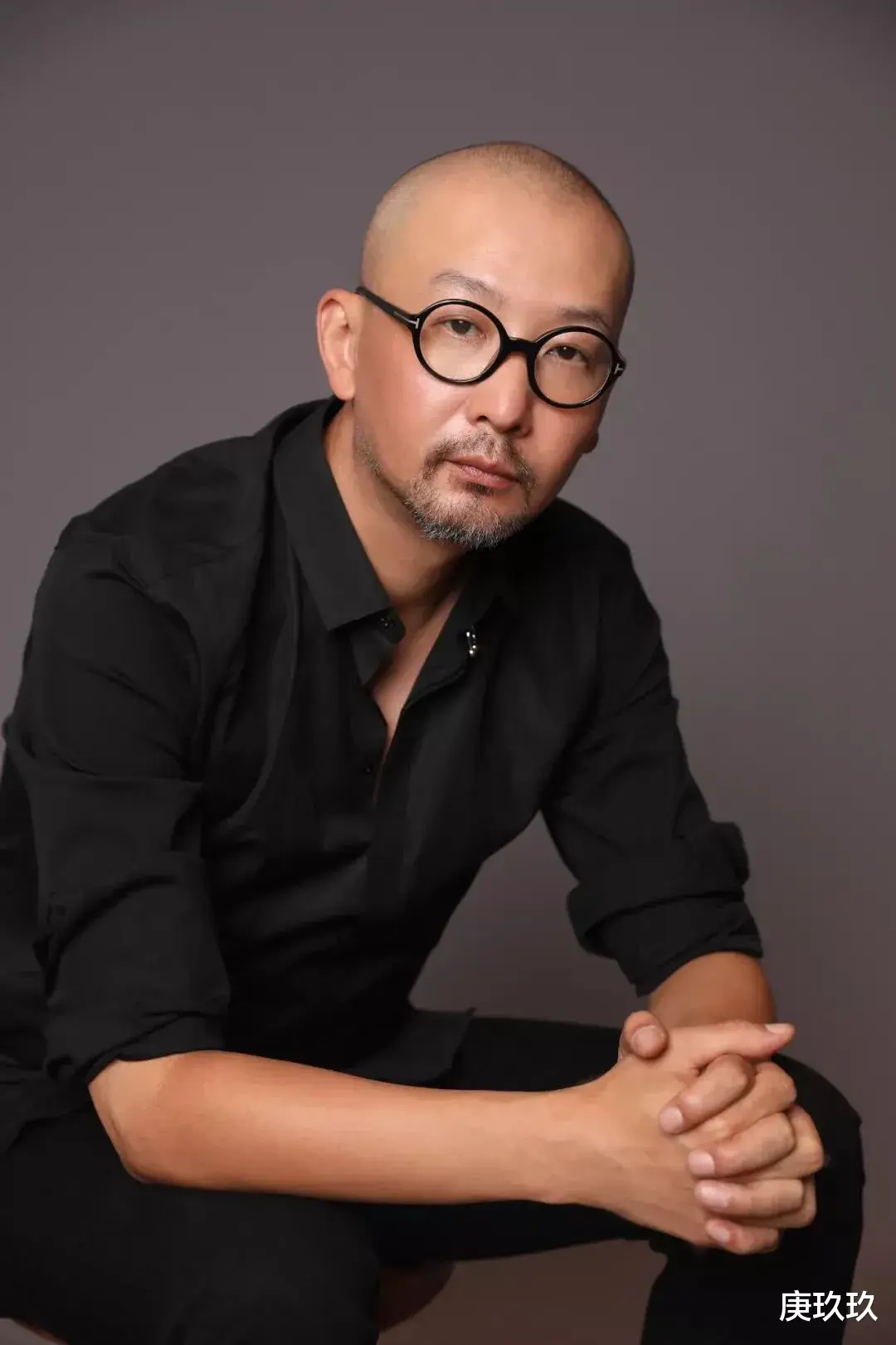 管虎|管虎生气地说：就算《八佰》的票房再高，我都不会再用张译了