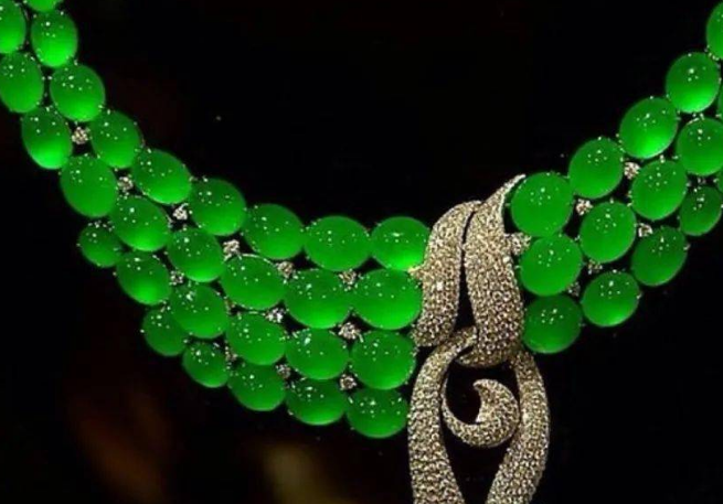 翡翠|想要了解翡翠的一个价值，下面这些知识点，你必须知道