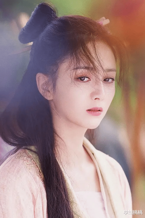 张子枫|导演渣归渣，但他太会拍美女了吧