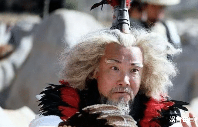 于荣光|于荣光到底有多喜欢帽子？《舞乐》《天龙》都是“木府”风