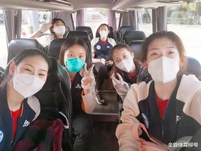 朱婷|CCTV5直播中国女排：朱婷李盈莹6大主力3-0横扫荷兰后，再战大黑马