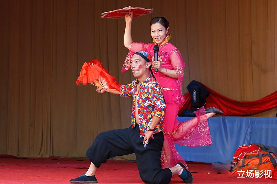 玉楼春|《东北老丈人》上映，3点可知，长此以往，东北喜剧要没落了