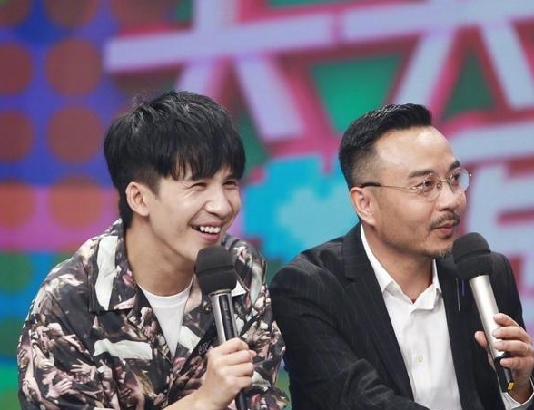 天天向上|天天向上彻底退出黄金档，汪涵大张伟自嘲，网友：这节目还没凉？