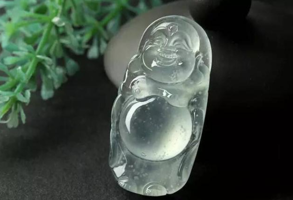 翡翠|一件翡翠值不值得买，有没有缺陷很重要！注意好这四点