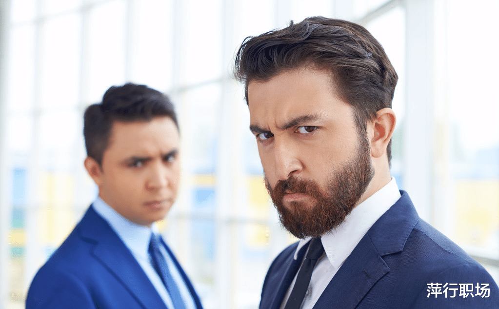 面相|如何应对别人刁难你，职场上高手教你如何应对刁难你的人？