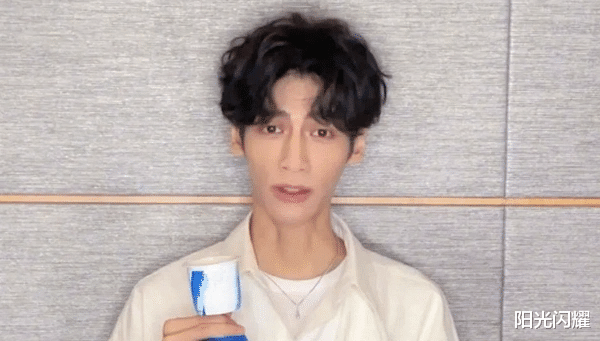 罗云熙|离开“润玉”的光环后，罗云熙跌下神坛，一个角色的红利能撑多久？