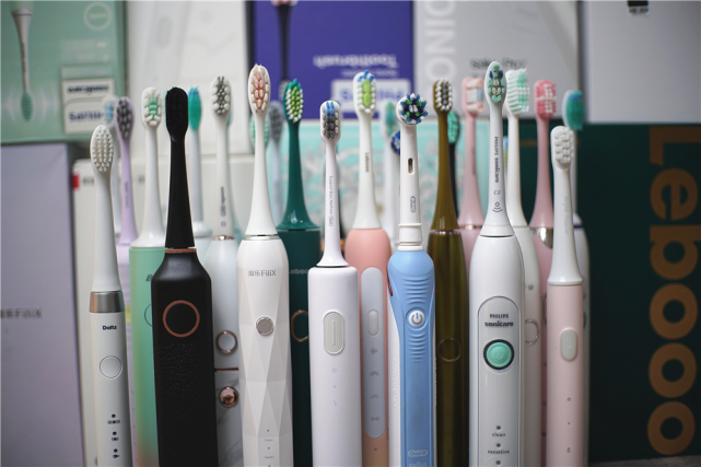 口腔大讲堂|什么样的电动牙刷比较好？资深个护博主2021推荐清单
