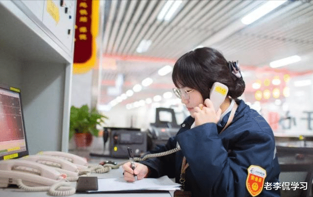 老李侃学习|“铁饭碗”不香了?地铁员工迎来“辞职热”,放弃稳定安逸的工作