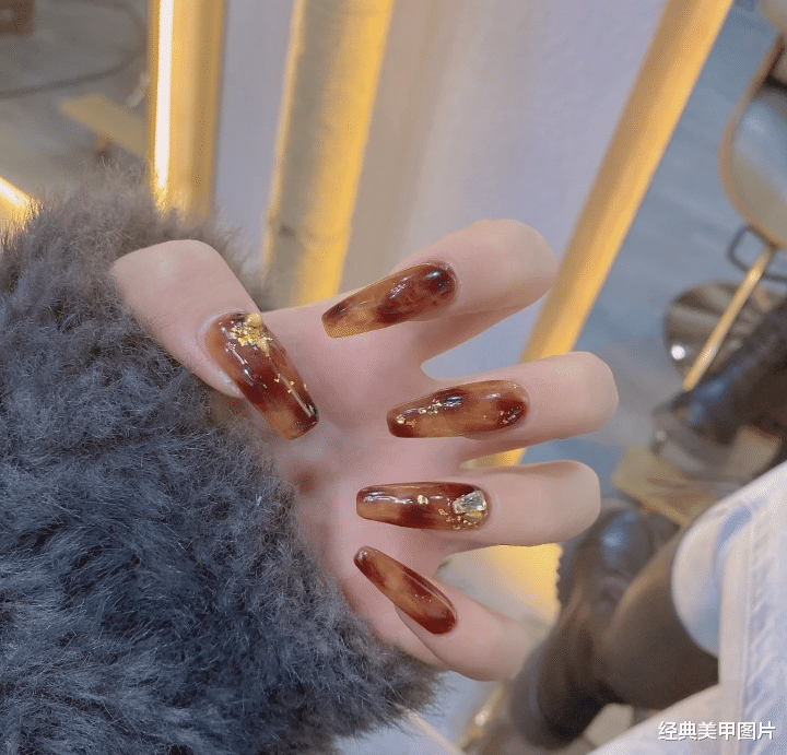 美甲|不挑肤色的温柔风美甲，巨好看！快存图！