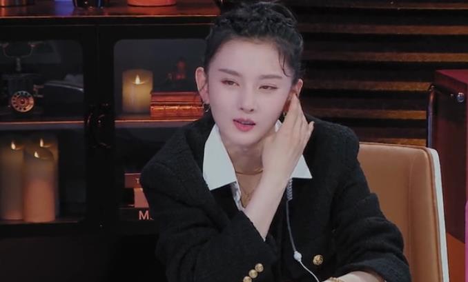 金樱妈妈|心动4：\＂奇闻cp\＂回归，宋祖儿心疼郭麒麟，成年人崩溃只在一瞬间