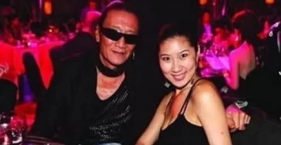 谢贤|Coco被谢贤养了12年，用青春换来2000万，如今35岁的她现状如何