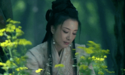 李依晓|“蛇蝎美人”李依晓：曾被叶璇的狗咬毁容，终于凭《司藤》翻红