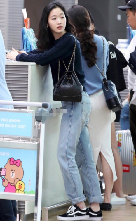 深者入戏啊 百变女孩金高银，穿衣简直太时髦，也能处处帮我们体现个性