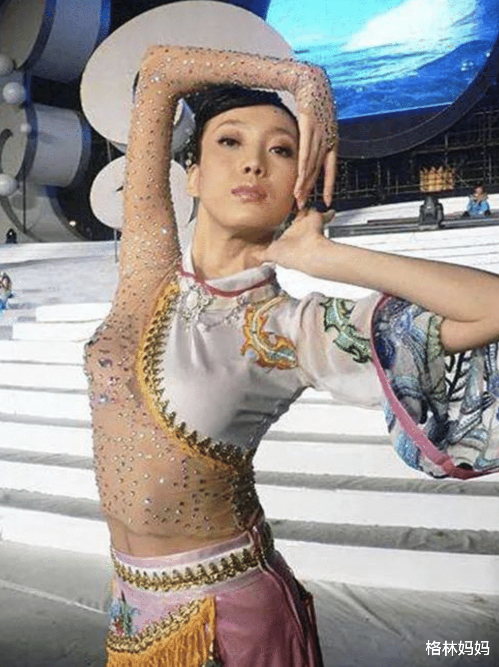 刘岩|让张艺谋愧疚一生，从奥运舞台摔落致终身残疾的刘岩，如今怎样了