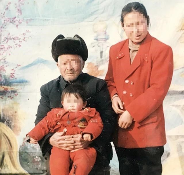 依科育儿吧|22岁低智女孩被夫家虐待致死，死后还被葬阴婚，母亲却说不想她