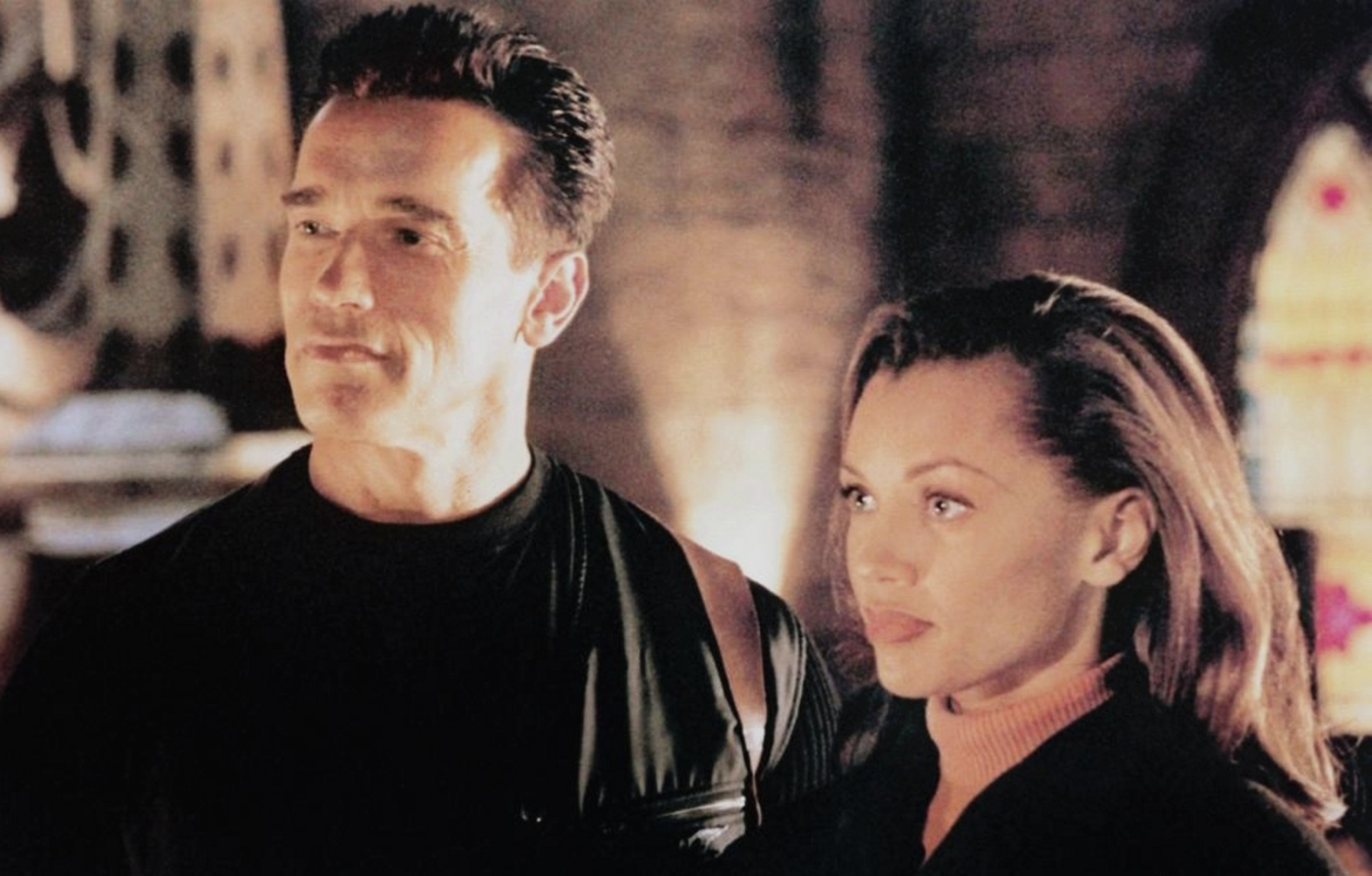 真实的谎言|施瓦辛格另一部动作大片重启，不是《真实的谎言》，却同样火爆