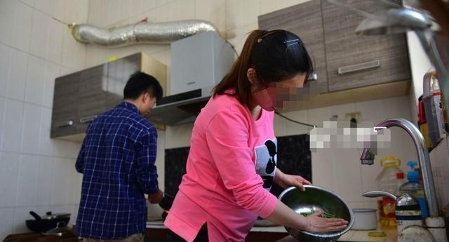 新疆奇案:女子因身体原因默许丈夫出轨,丈夫将情人带回家酿悲剧