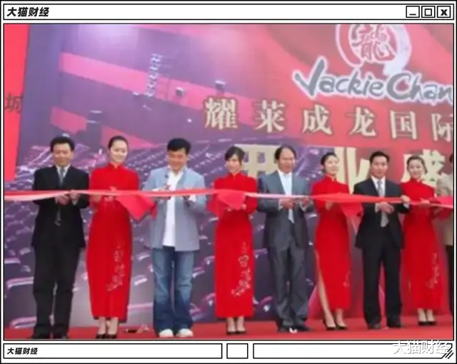 吴亦凡|吴亦凡背后的金主爸爸,早就不行了