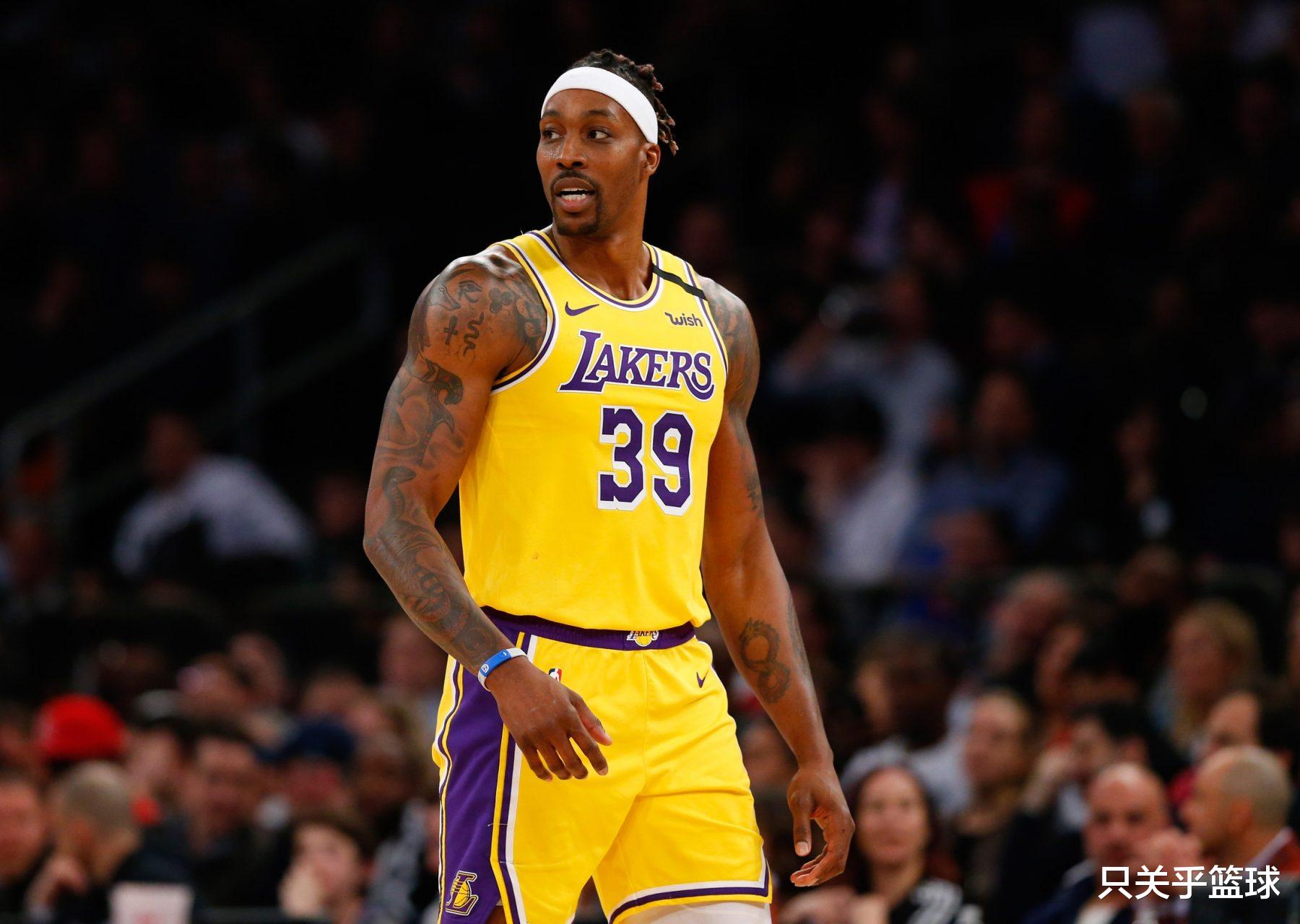 湖人队|湖人重磅交易！库兹马这次必须离开！詹姆斯：我们需要超巨！