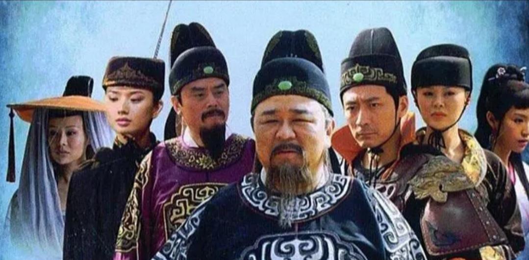 燕双鹰|燕双鹰系列又出新剧，张子健钱雁秋再合作，神剧《虎胆神鹰》要火