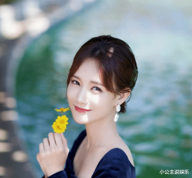 赵丽颖|她本是赵丽颖替身，趁颖宝怀孕不断接戏，如今和赵丽颖平起平坐