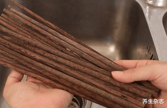 肝癌|夫妻双双查出肝癌,3月后离世,医生直言:砧板经常换,为何不换“它”?