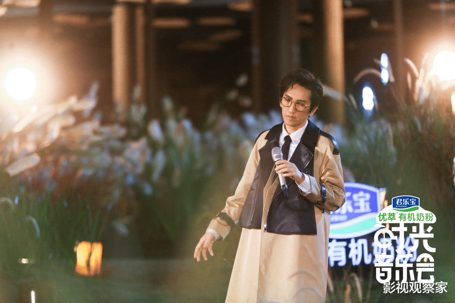 时光音乐会|《时光音乐会》首播收视夺冠！8位歌手动情献唱，金曲从不随时光散去