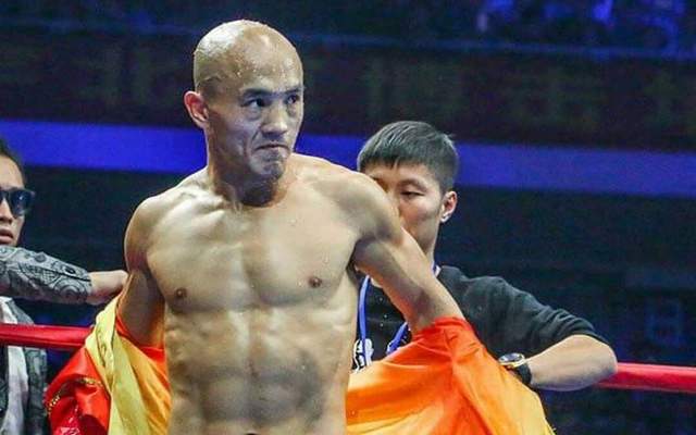 张伟丽|中国4大拳王全军覆没！对手两个无名氏！都和张伟丽倒在同一招下