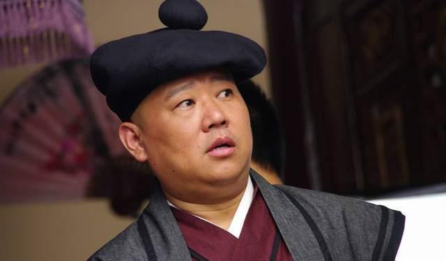 郭德纲|姜昆向郭德纲低头？采访称“逗乐老百姓”，网友：这有啥教育意义