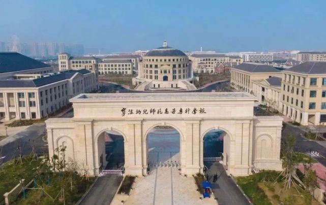 雾里看房市 您好，我是杭州湾新区，这是我的最新简历