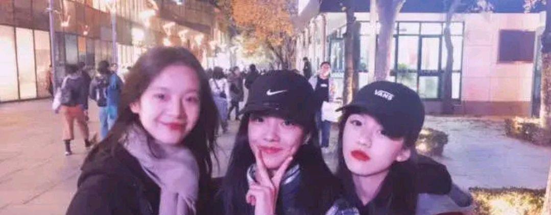 快乐大本营|宋茜输给了赵丽颖？《快乐大本营》成“时代的眼泪”徐静蕾捧新人？