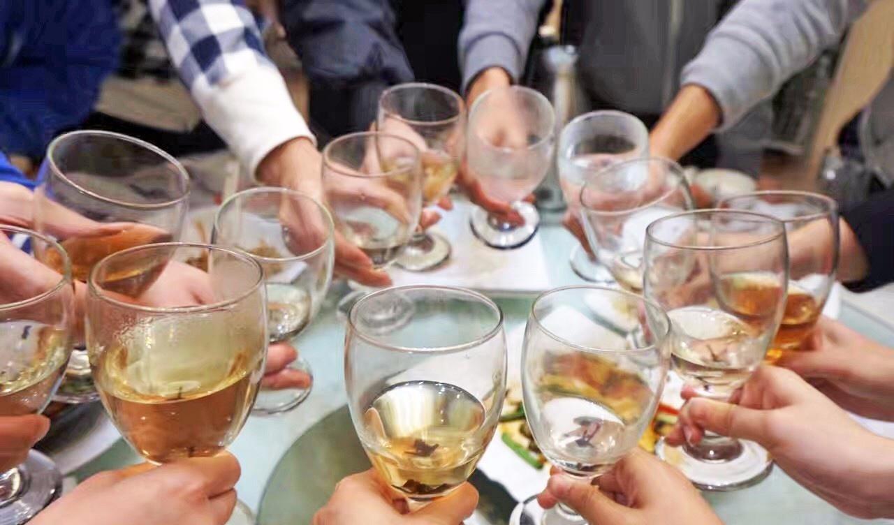 招聘|如何对待业务酒席上的劝酒？如何拒绝领导不合理的工作安排？