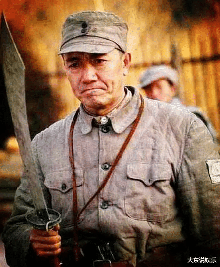 李云龙|亮剑：李云龙用过步枪用过大刀，可亮剑3中的武器，他见都没见过