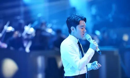 刘逸云|小八卦，王一博，Amber，王祖蓝