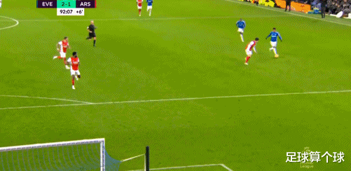 阿森纳|英超2-1!阿森纳被绝杀轰然倒下,主帅一脸懵逼,4万球迷乐开了花
