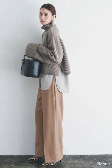 itMode “衬衫+毛衣”叠穿，今年秋冬这样穿真的好看死了！