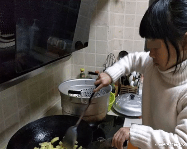 考试|高考前后有差距，孩子含泪说出了自己的心声，网友：太过于真实