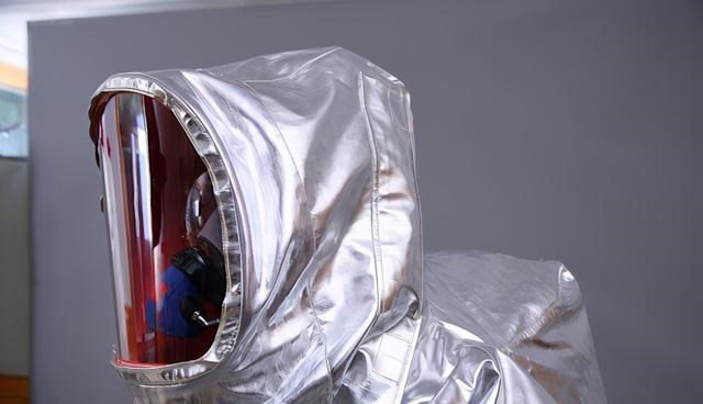 航天 为何飞船穿越大气层，只有返回时才发生燃烧？这是啥原理？