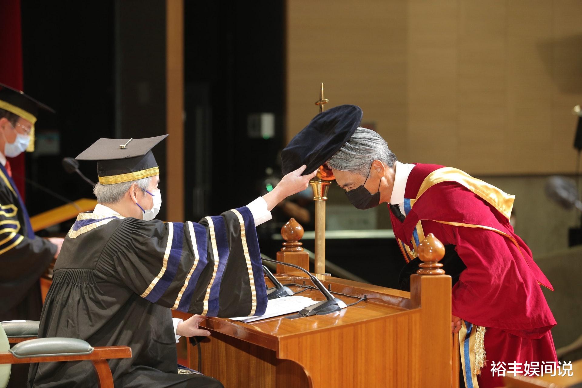 周润发|周润发回忆拍戏点滴,再提吴孟达藏心酸,用节哀顺变形容当时事业