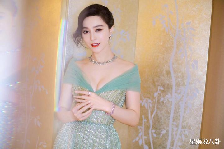 郑爽|郑爽复出有望，郑父立功，中国演出行业协会出“办法”