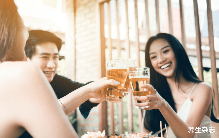 医生|妻子被老公一个月20次“313”，确诊甲状腺癌，医生怒斥：老公简直不是人