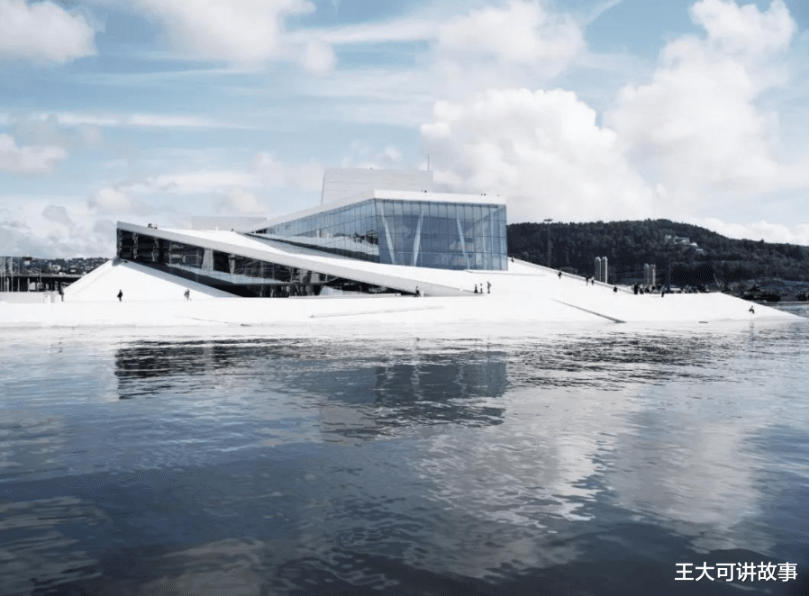 王大可讲故事|上海修建“世界级”地标性建筑，坐落黄浦江边，面积超15万平方米