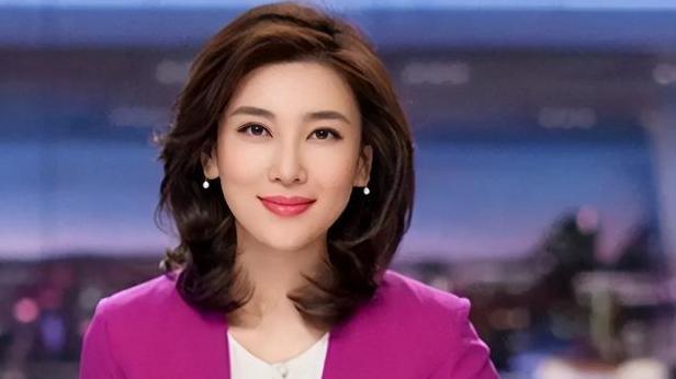 主持人|主持人李红:山村姑娘打拼进央视,没有嫁富二代,老公是大学老师